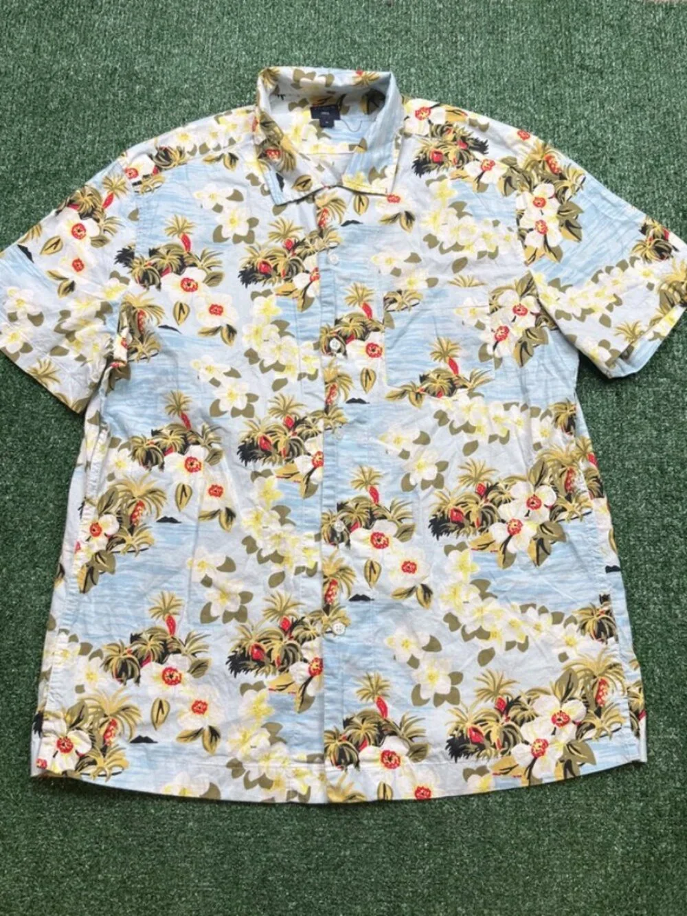 J. Crew Button Up Shirt Mens Size M Multicolor Short Sleeve Hawaiian